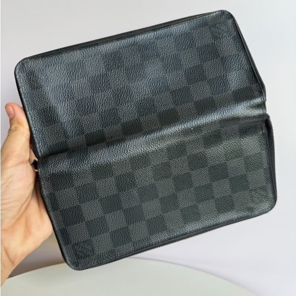 Authentic Louis Vuitton Wallet